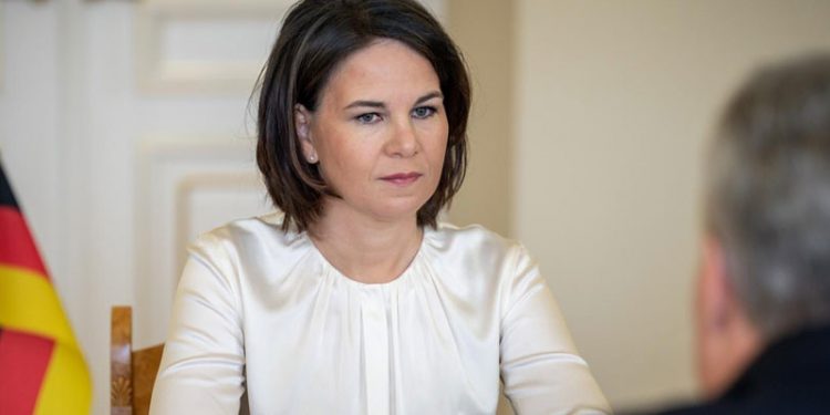 Baerbock'tan yeni NATO stratejisi talebi