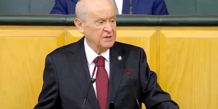 Bahçeli: Misafirlik kısa olur, bayramda ülkesine giden Suriyelilerin geri dönmelerine gerek yoktur