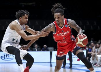 Bahçeşehir Koleji, FIBA Europe Cup şampiyonluğu için İtalya'dan avantajla dönüyor