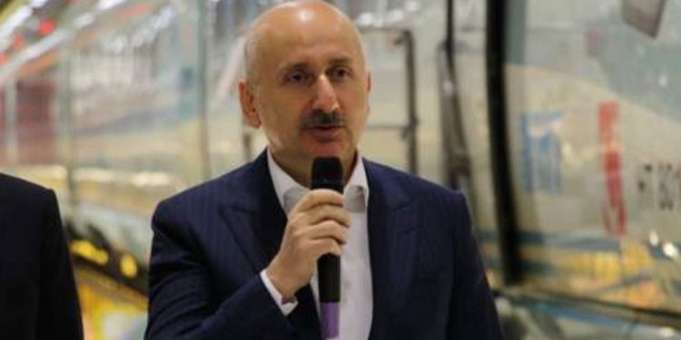 Bakan Karaismailoğlu: 20 yıldır kara yolu ağırlıklı bir yatırım programı uygulandı, bu yıldan itibaren demir yoluna ağırlık verilecek