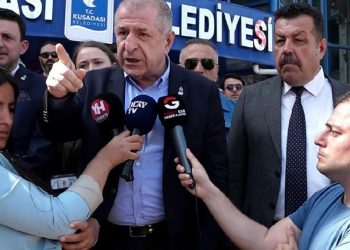 Beklemediği yerden soru gelince Ümit Özdağ ilçeyi terk etti