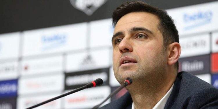 Beşiktaş Sportif Direktörü Ceyhun Kazancı: 15 futbolcu almayacağız, 6-7 oyuncu alacağız