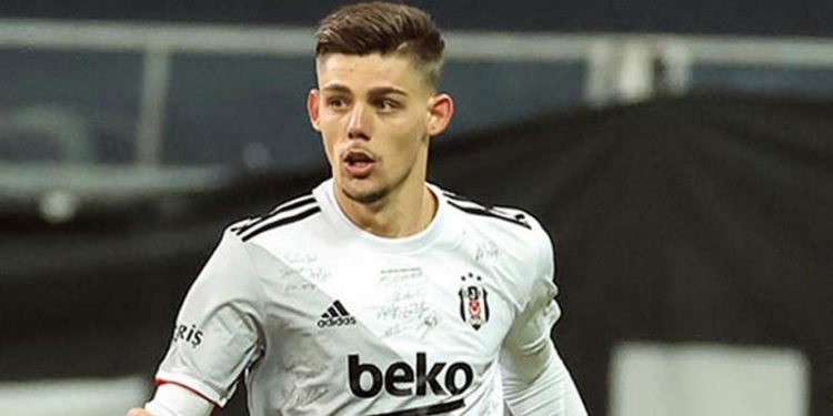 Beşiktaşlı Montero trafik kazası geçirdi