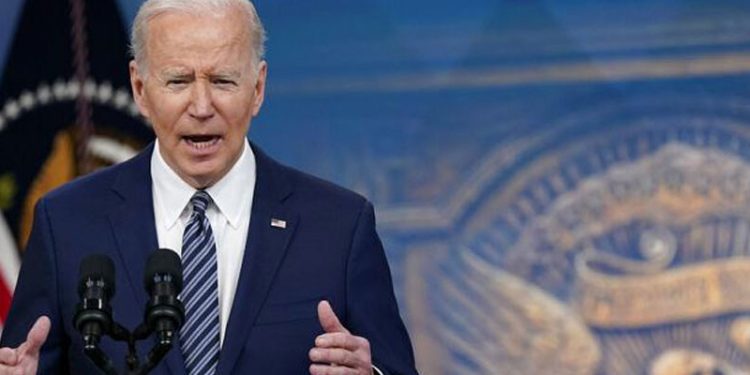Biden: Benzin fiyatlarının düşmesi için ABD 180 milyon metreküp petrol piyasaya sürecek