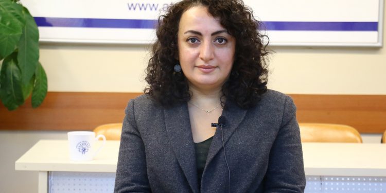 Bir doktorun hukuk zaferi: Üç kez uzaklaştırıldı, üçüncü kez işine geri döndü