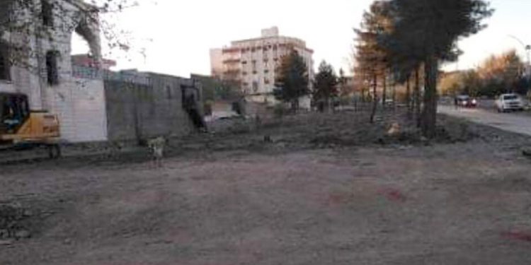 Bismil karakolu yıkıldı, altından insan kemikleri çıktı