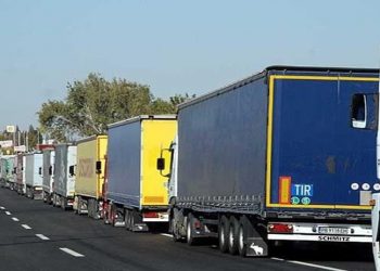 Bu da taşımacılık krizi: 1500 TIR gitmek, 7 bin TIR dönmek için 45 gündür bekliyor