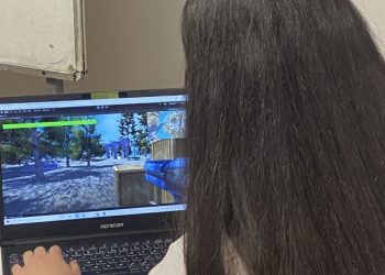 Bu oyunda yenilen koronavirüse yakalanıyor