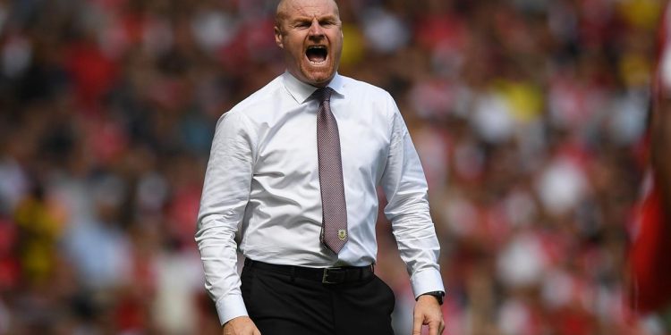 Burnley, 9.5 sezondur takımı çalıştıran Sean Dyche ile yollarını ayırdı