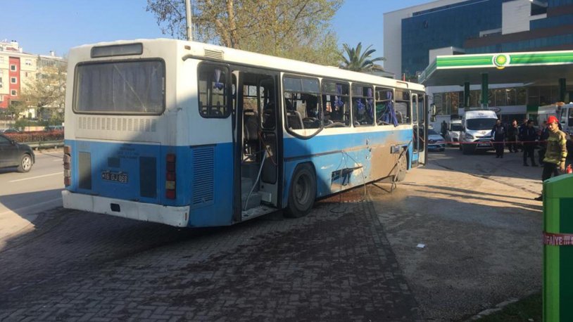 Bursa'da infaz koruma memurlarını taşıyan otobüse EYP'li saldırı: 1 kişi hayatını kaybetti, yaralılar var