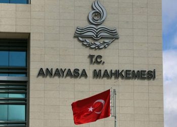 CHP, Seçim Kanunu'nun 4 maddesinin iptali için AYM'ye başvurdu