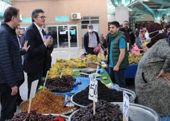 CHP'li Aytekin: En büyük banknot olan 200 lirayla sadece 4 kilo biber alınabiliyor