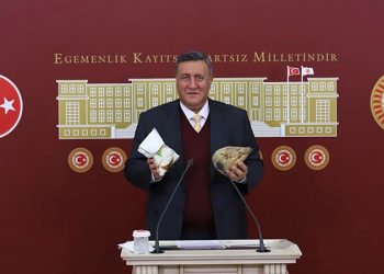 CHP'li Gürer: Fabrikaların özelleşmesi şekeri karaborsaya düşürdü