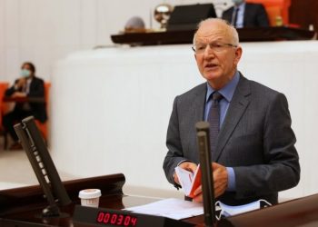 CHP'li İbrahim Kaboğlu: Cumhurbaşkanı’nın yasaklardan muaf tutulması demokrasimizin özüne darbe