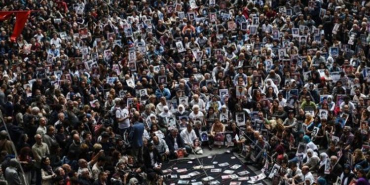 Cumartesi Annelerinden Plaza de Mayo Anneleri açıklaması