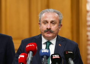 Cumhur Frankfurt tartıştığı Şentop’tan özür diledi: Sağolsun büyüklük yaptı