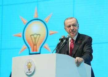 Cumhurbaşkanı Erdoğan: Milletimizin yaşadığı sıkıntıları çözebilecek tek parti AK parti