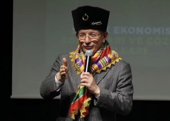 Davutoğlu: Tasfiye edilmesi gereken bir grupla karşı karşıya değiliz