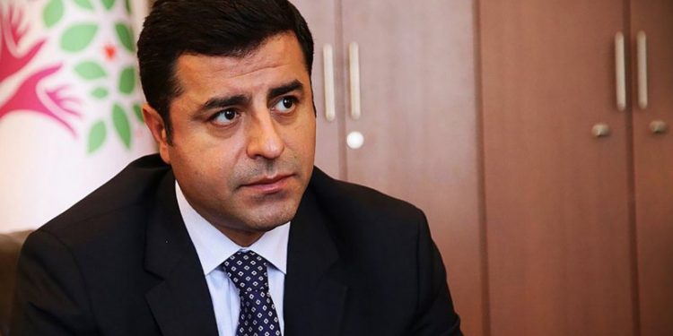 Demirtaş'tan Gezi davasıyla ilgili açıklama: Gezi dört duvara sığmaz, halen mi öğrenmediler?