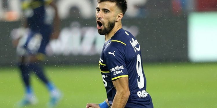 Diego Rossi: Fenerbahçe formasıyla sahada her şeyimi vermek istiyorum