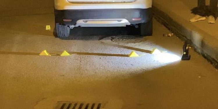 Diyarbakır'da bir diş kliniği kurşunlandı