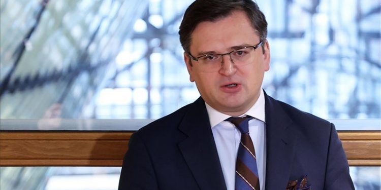 Dmitro Kuleba: Mariupol'un tahliyesi için BM, Rusya’ya baskı yapmalı