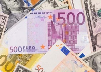 Dolar 14,69 TL’den euro da 16,23 TL’den haftayı kapattı