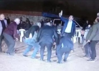 Düğünde havaya ateş açan muhtarlara 'güvenlik' soruşturması