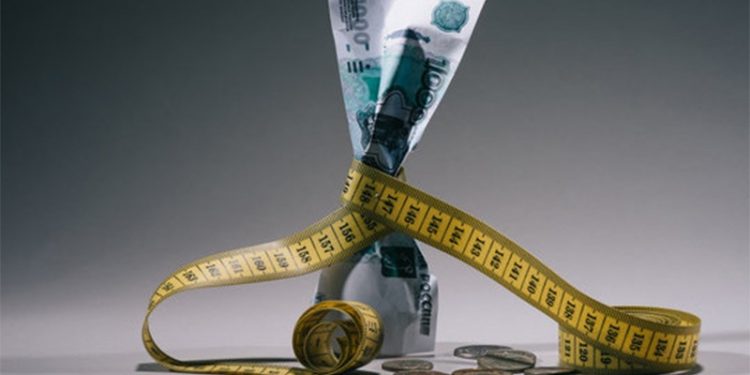 Ekonomik yaptırımların etkisi başladı, Rusya'dan ilk temerrüt haberi geldi