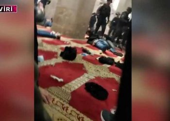 El Aksa’da gergin pazar: 150 yaralı