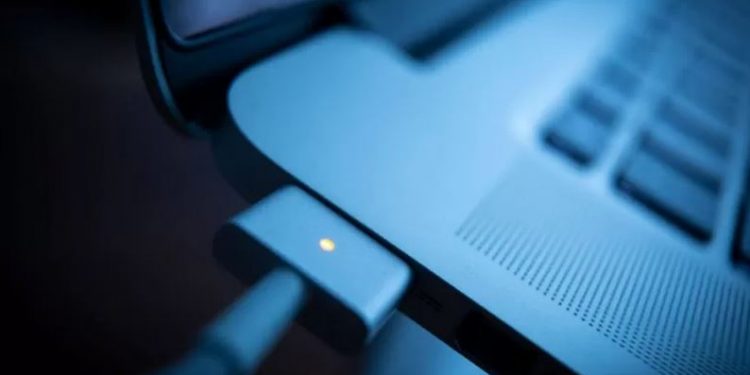 Elektrik: ‘Vampir cihazlar’ faturayı yüzde 20 artırıyor