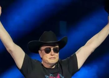 Elon Musk: 'Twitter'ı satın alma teklifim reddedilirse B planım var'