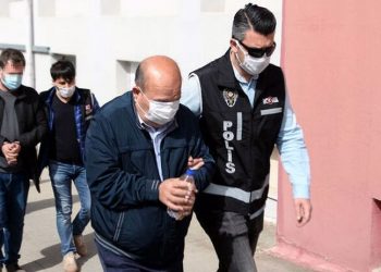 Emeklileri yüksek faizle borçlandırıp 15 milyonluk vurgun yaptığı iddia edilenler serbest bırakıldı