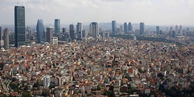 Emlakçılar başkanı konutta durumu özetledi: Böyle şeyi hayatımda görmedim