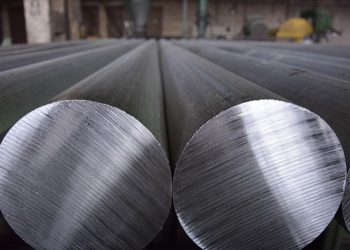 Emtia piyasasında Fed baskısı sürüyor