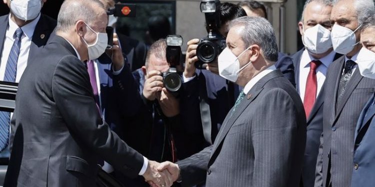 Erdoğan, BBP Genel Başkanı Destici'yi ziyaret etti