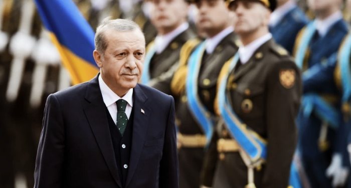Erdoğan, Rus-Ukrayna savaşının sessiz galibi mi olmak istiyor?