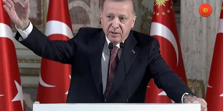 Erdoğan: ‘Yargımız benzer niyetleri taşıyanlara ders verdi, bu adam Türkiye’nin Soros’uydu’