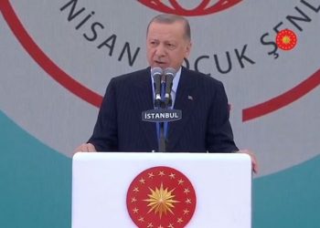 Erdoğan'dan çocuklara: Sakın ola kirlenmeyin!