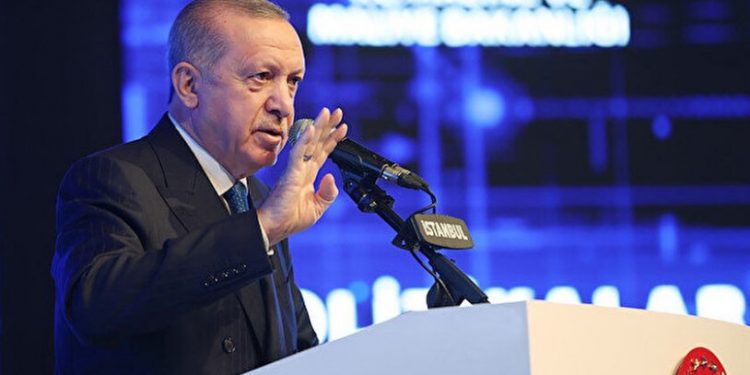 Erdoğan'ın 'İsteyen herkesin çalışacak işi vardır' sözlerine tepki: 'El insaf!'