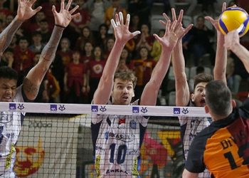 Erkekler Kupa Voley finalinde şampiyon Arkas Spor