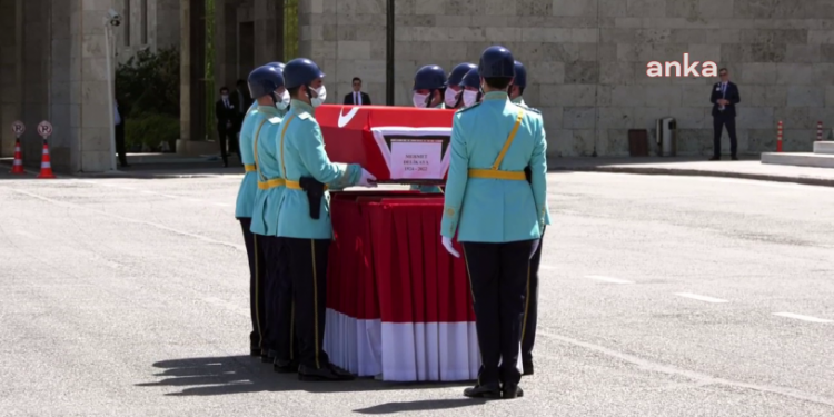 Eski CHP Milletvekili Mehmet Delikaya için TBMM’de cenaze töreni