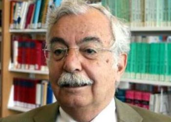 Eski Dışişleri Bakanı Şükrü Sina Gürel, Ümit Özdağ liderliğindeki Zafer Partisi'ne katıldı