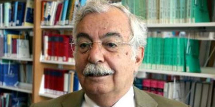 Eski Dışişleri Bakanı Şükrü Sina Gürel, Ümit Özdağ liderliğindeki Zafer Partisi'ne katıldı