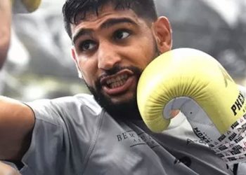 Eski dünya şampiyonu İngiliz boksör Amir Khan Londra'da gasp edildi: 'Yüzüme silah dayayıp saatimi çaldılar'