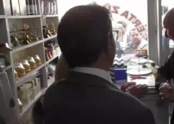 Esnaftan Bakan'a sitem: Siz buralara gelir miydiniz?