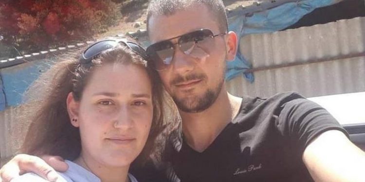 Evli olduğu kadını ve oğlunu katletti, diğer çocukları kaçarak kurtuldu