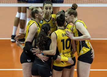 Fenerbahçe Opet'i yenen Vakıfbank, Kupa Voley'de şampiyon oldu!