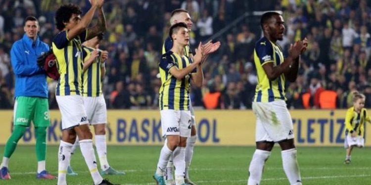 Fenerbahçe, özel maçta Shakhtar Donetsk'i ağırlayacak