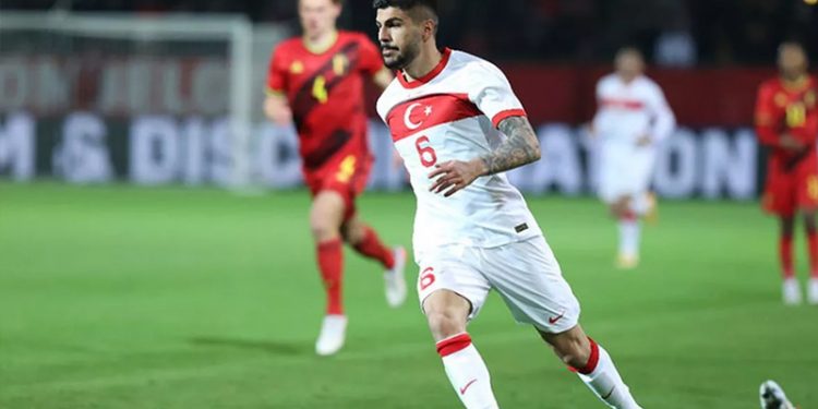 Fenerbahçe'de sol bek adayı Eren Elmalı